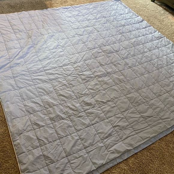 L.L. Bean Quallofil Satin Trim Comforter 89”x89” Queen Blue - Picture 1 of 10